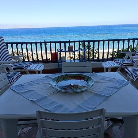 Casa Vacanze Margarita Sant'Alessio Siculo Exterior foto