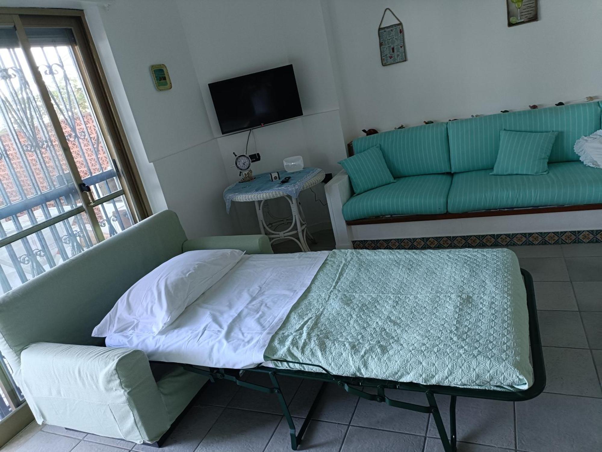 Casa Vacanze Margarita Sant'Alessio Siculo Exterior foto